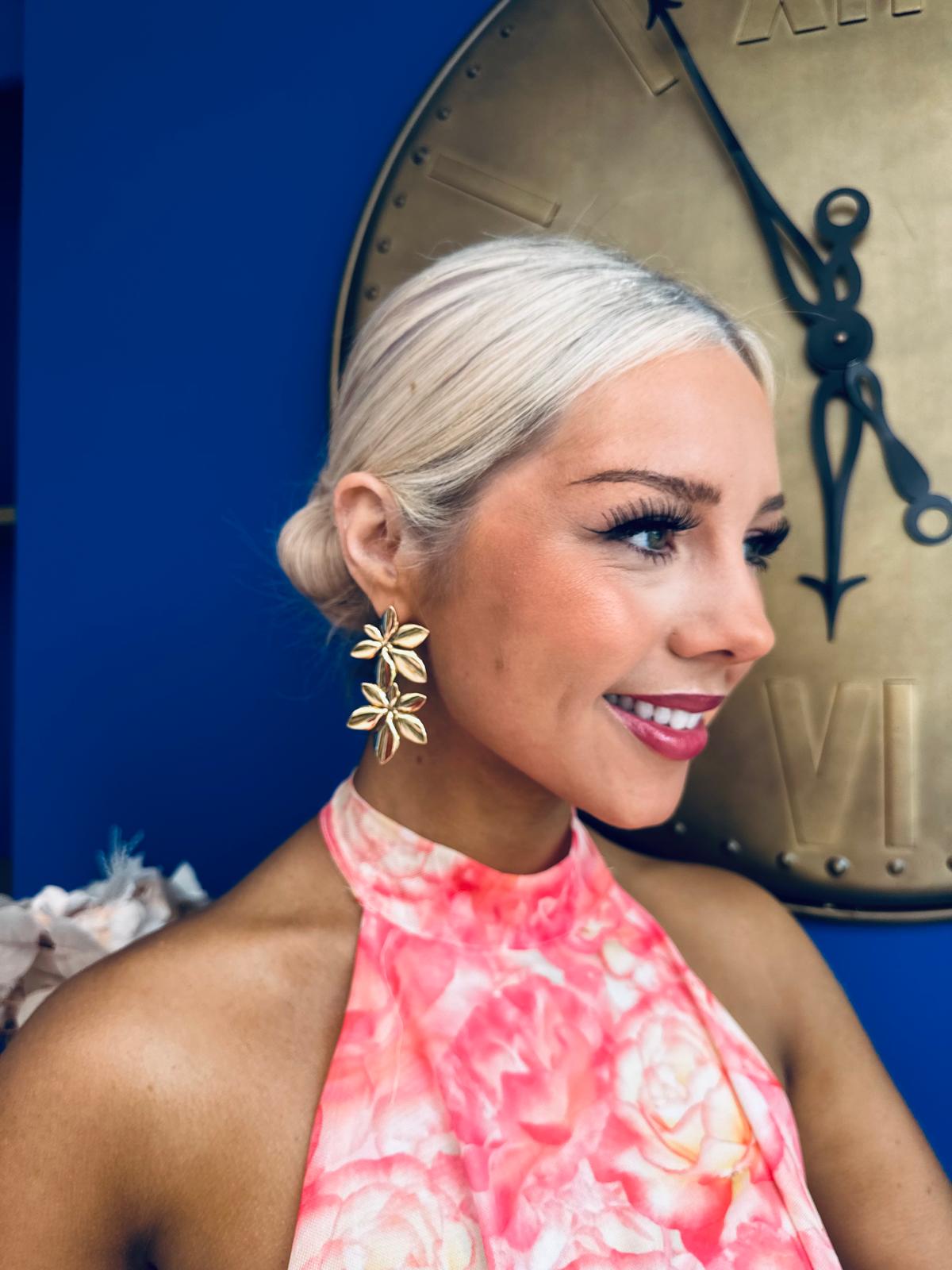 Moya Drop Earrings Gold