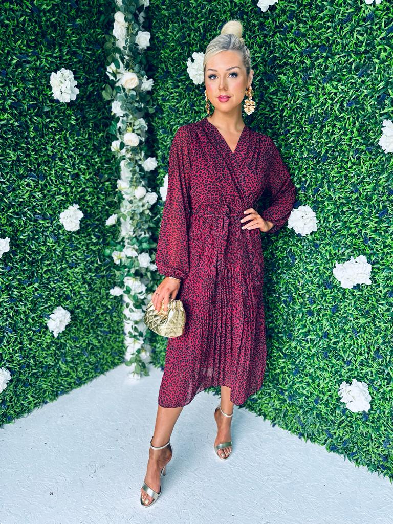 Gianna Pleated Midi Burg