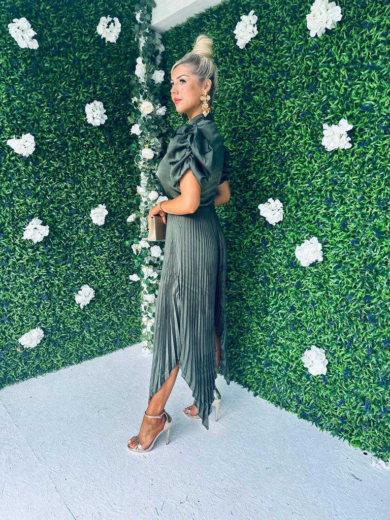 Nainsi Puff Sleeve Pleated Midi Dress Olive