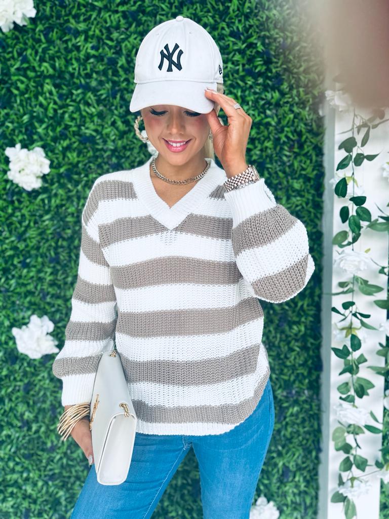 Gordon Block Knit Jumper Taupe