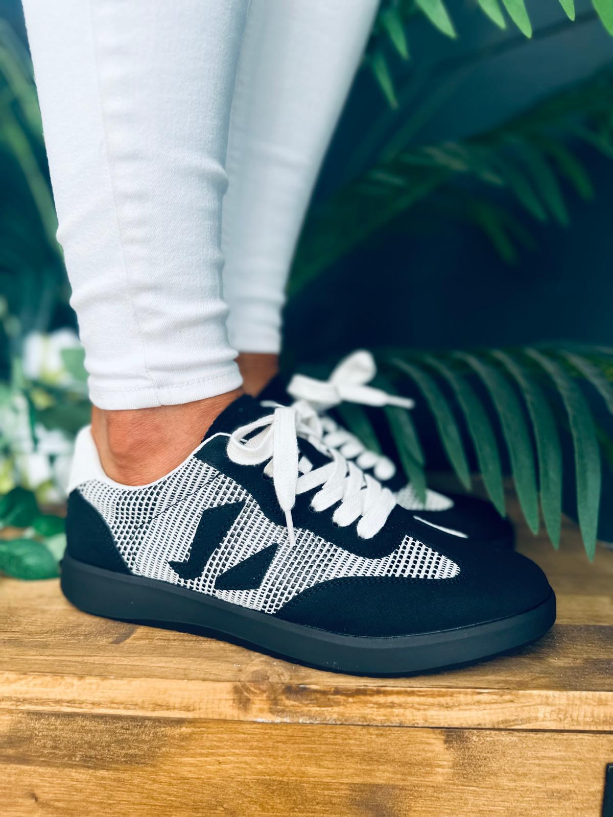 Sarah Casual Trainers Black