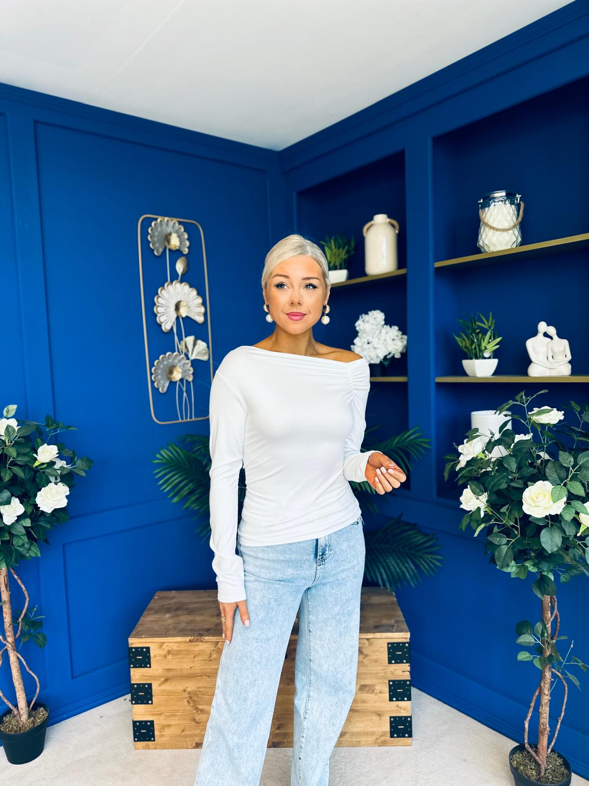 Ciara Shoulder Detailed Top White