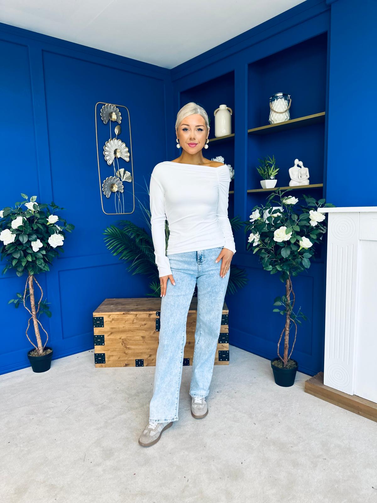Ciara Shoulder Detailed Top White