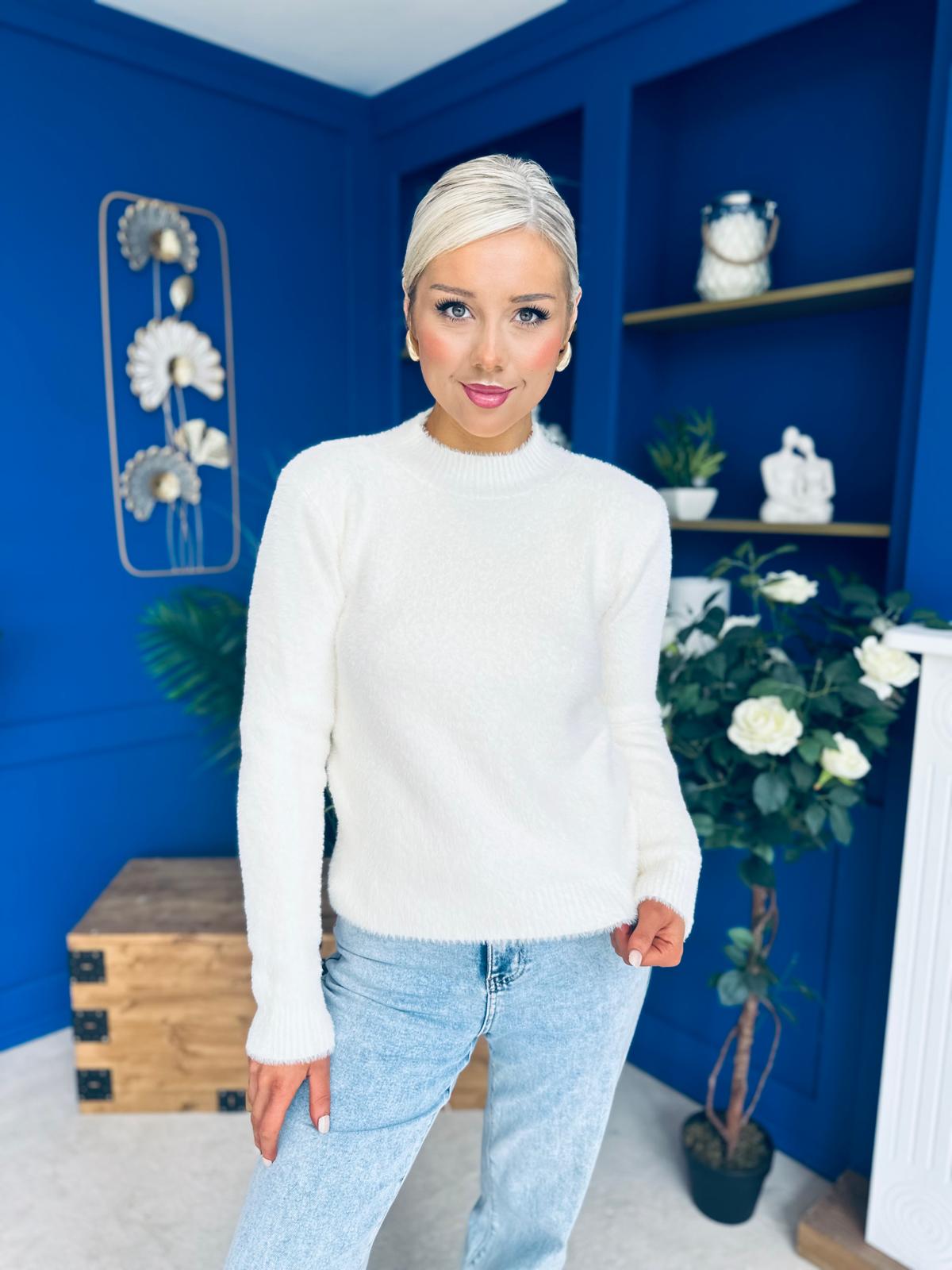 Ellen Chenille Style Top Cream