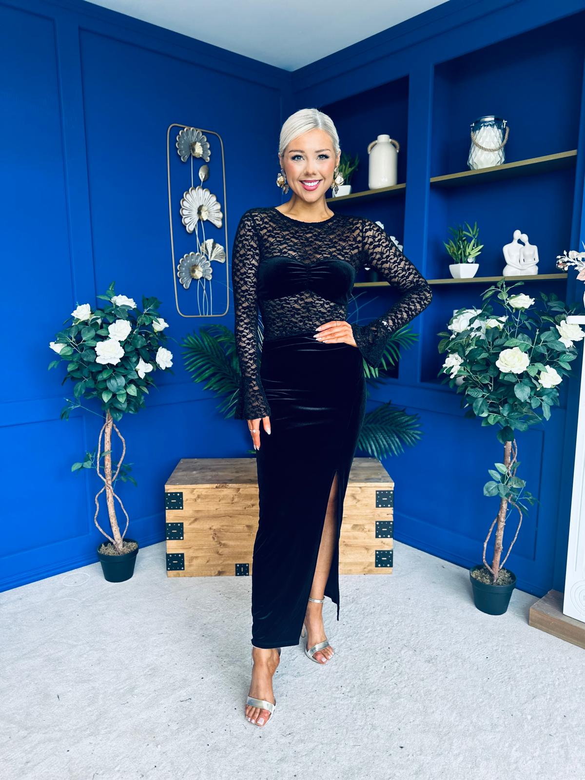 Ariel Velvet & Lace Maxi Dress Black