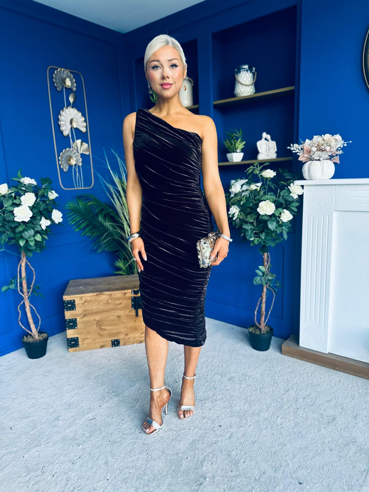 Henley Velvet One Shoulder Midi Dress Chocolate