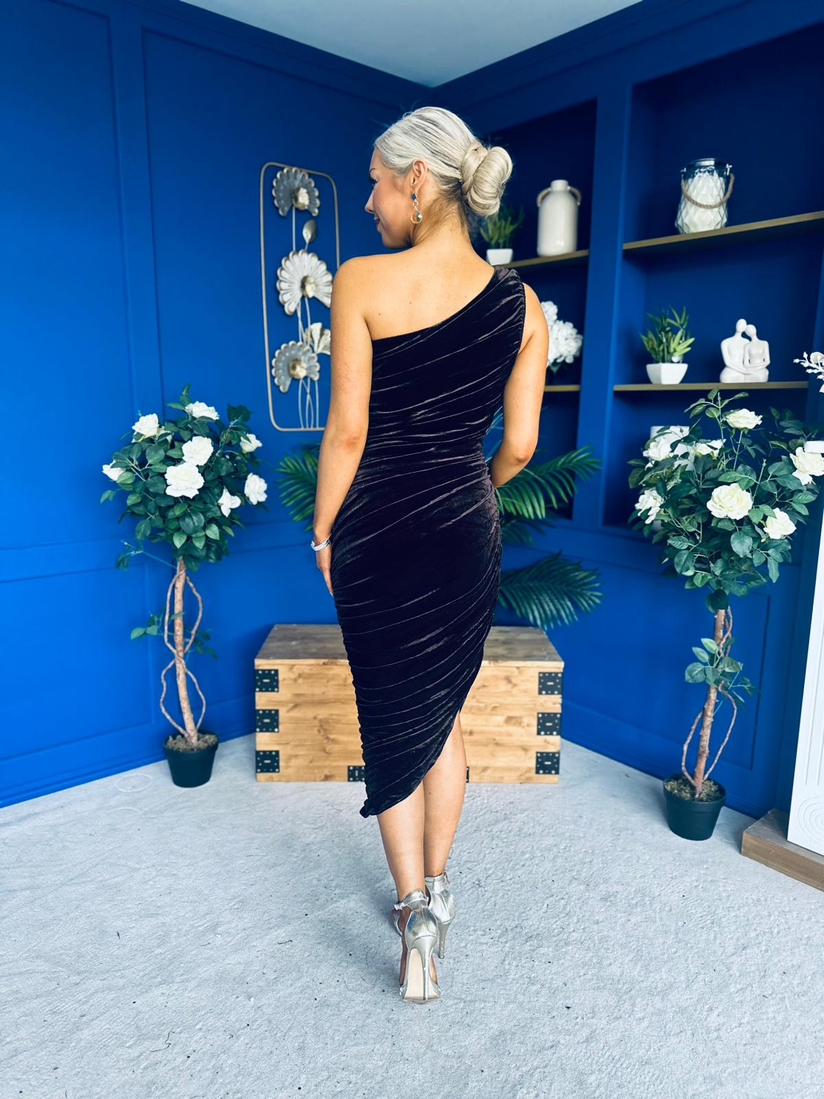 Henley Velvet One Shoulder Midi Dress Chocolate