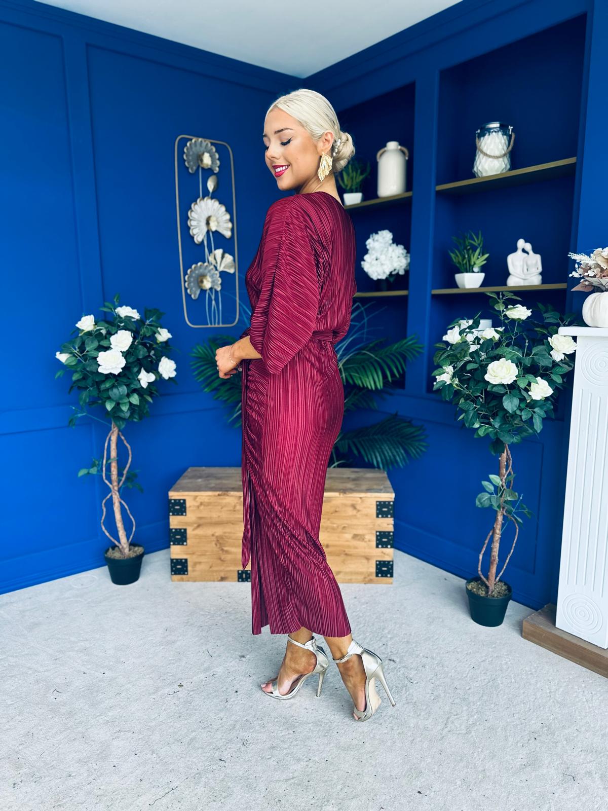 Vendy Off The Shoulder Ruched Detail Midi Dress Wine