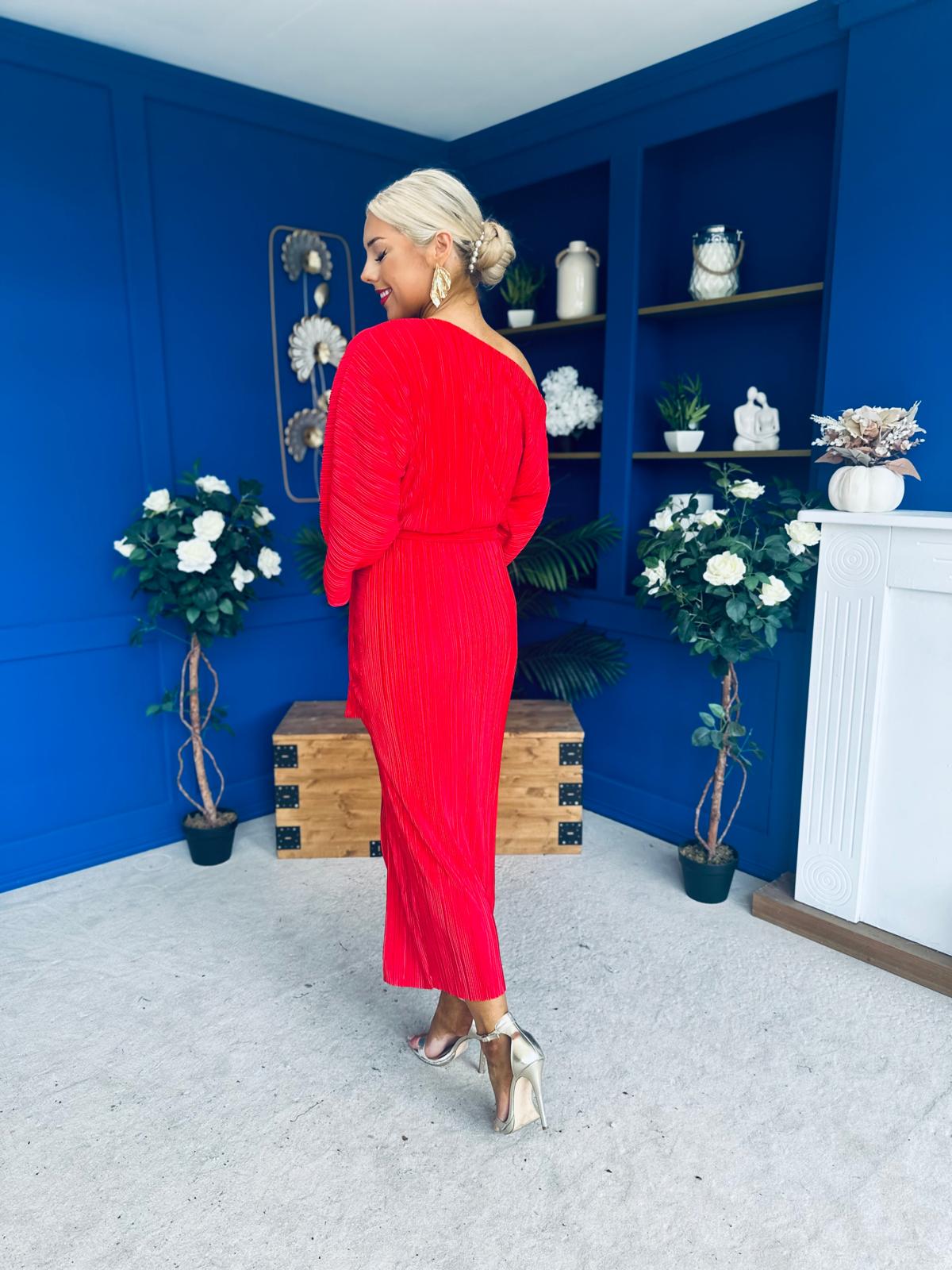 Vendy Off The Shoulder Ruched Detail Midi Dress Red