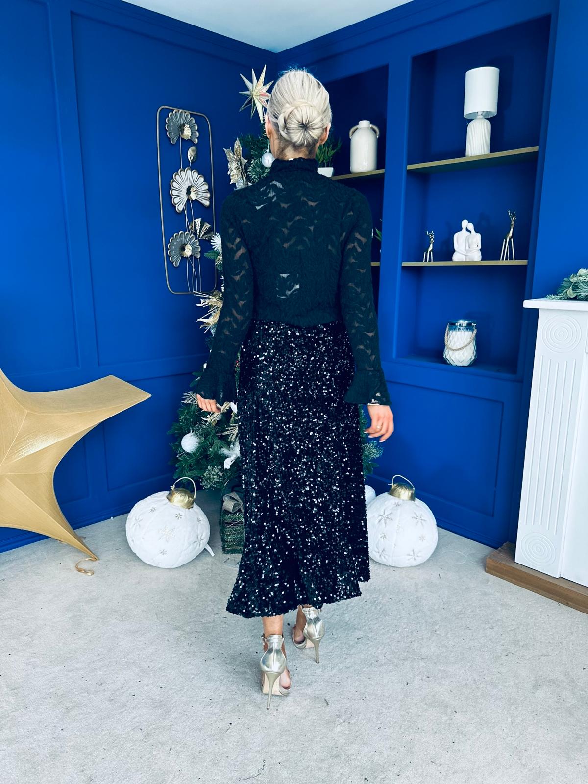 Kyra Burnout Detail Top Black