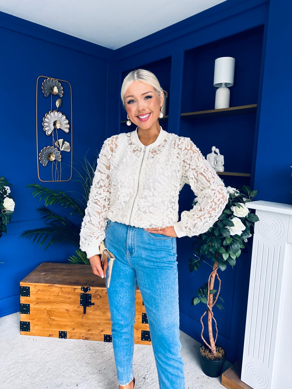 Yasmin Detailed Sheer Jacket Cream