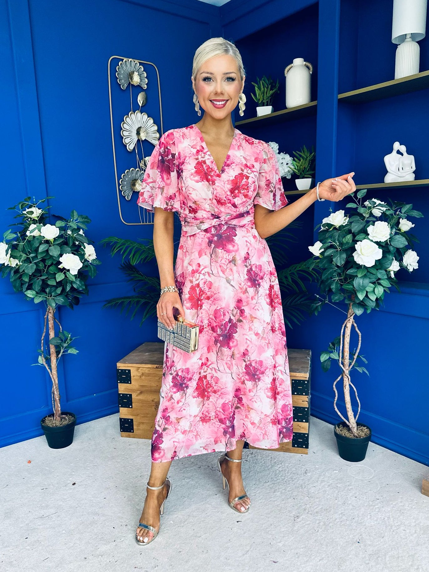 Daisy Twist Detail Midi Dress Floral Pink – Canella Lane