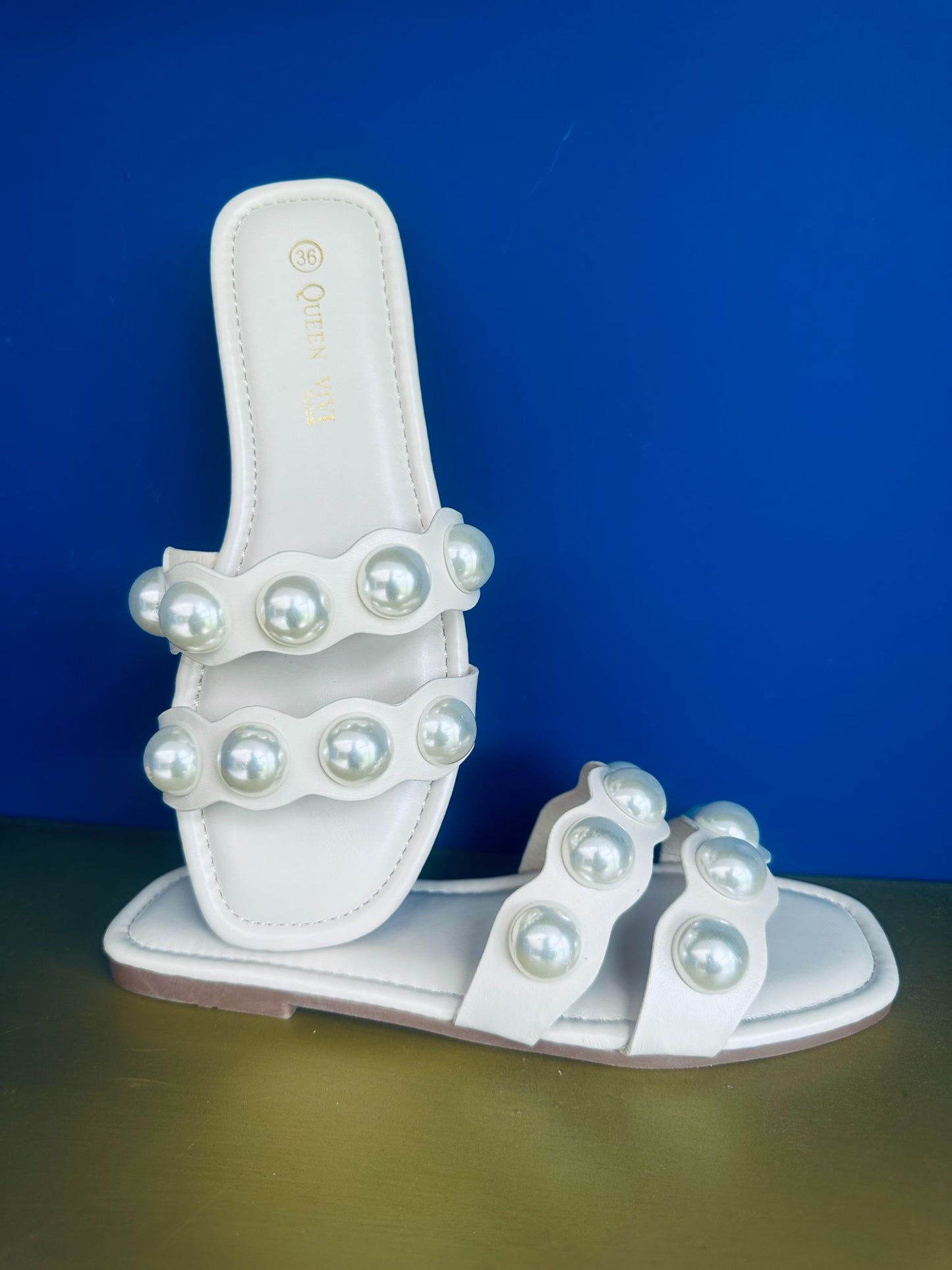 Andrew Sliders Beige