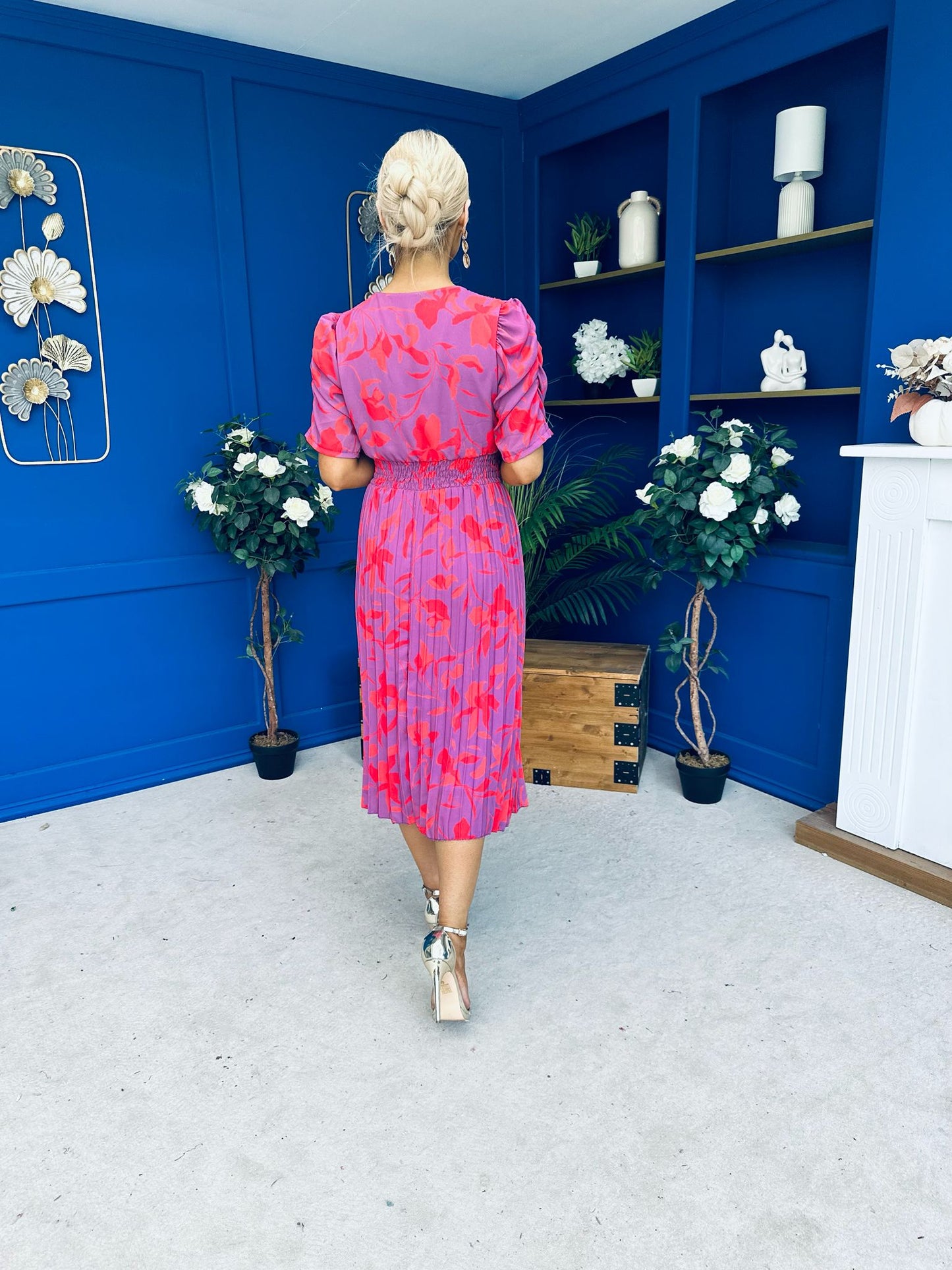 Eirinn Pleated Midi Dress Floral Violet