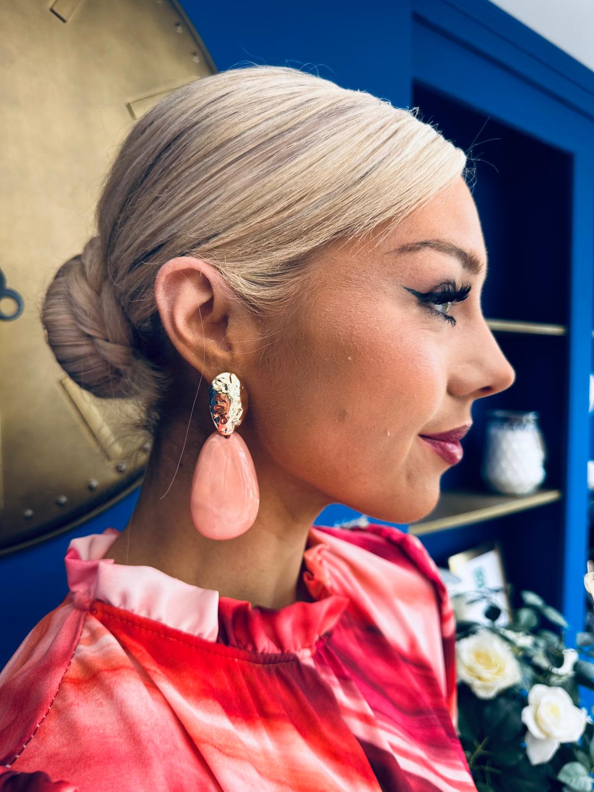 Theo Drop Earrings Gold
