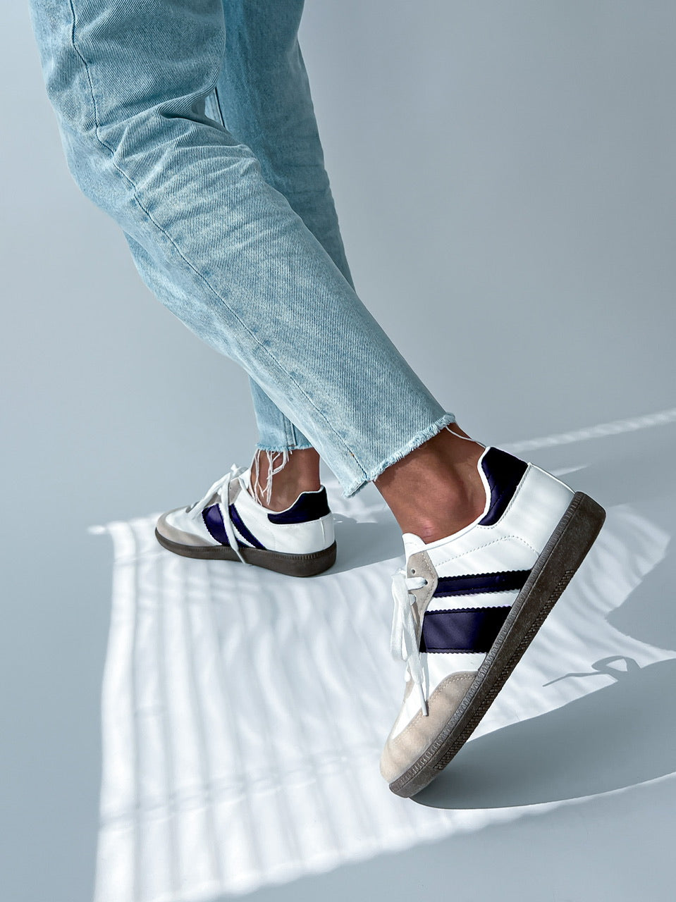 Steve Trainers Navy