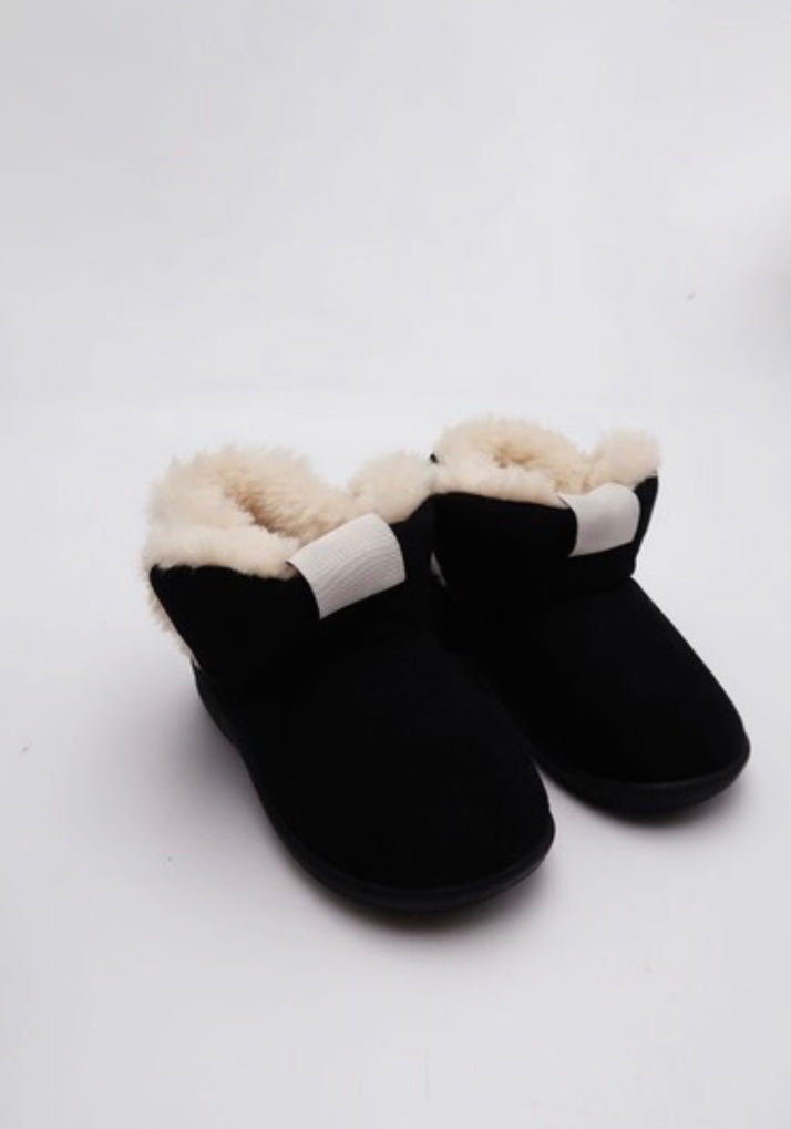Kids faux fur boots black