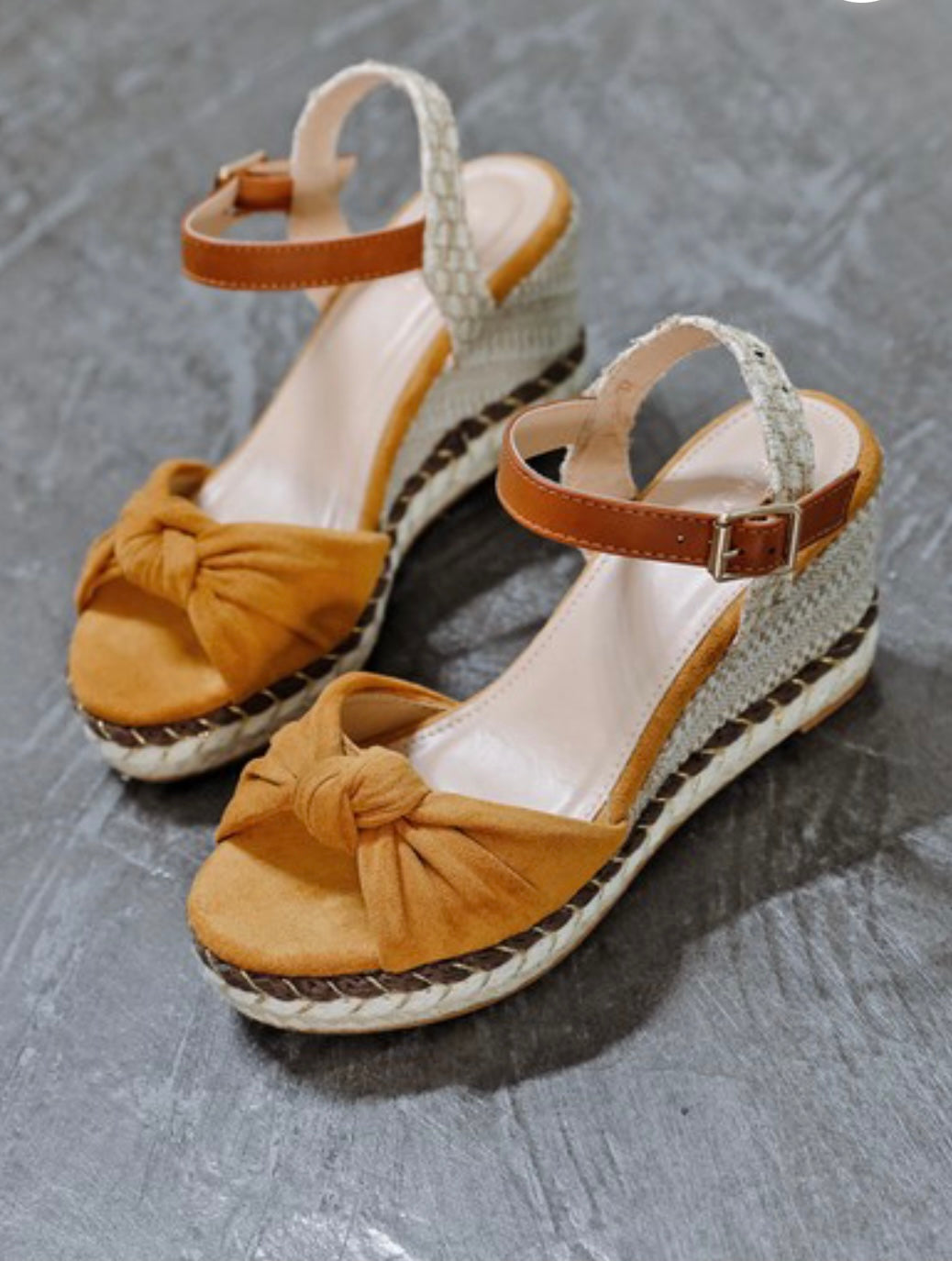 Jono Wedges