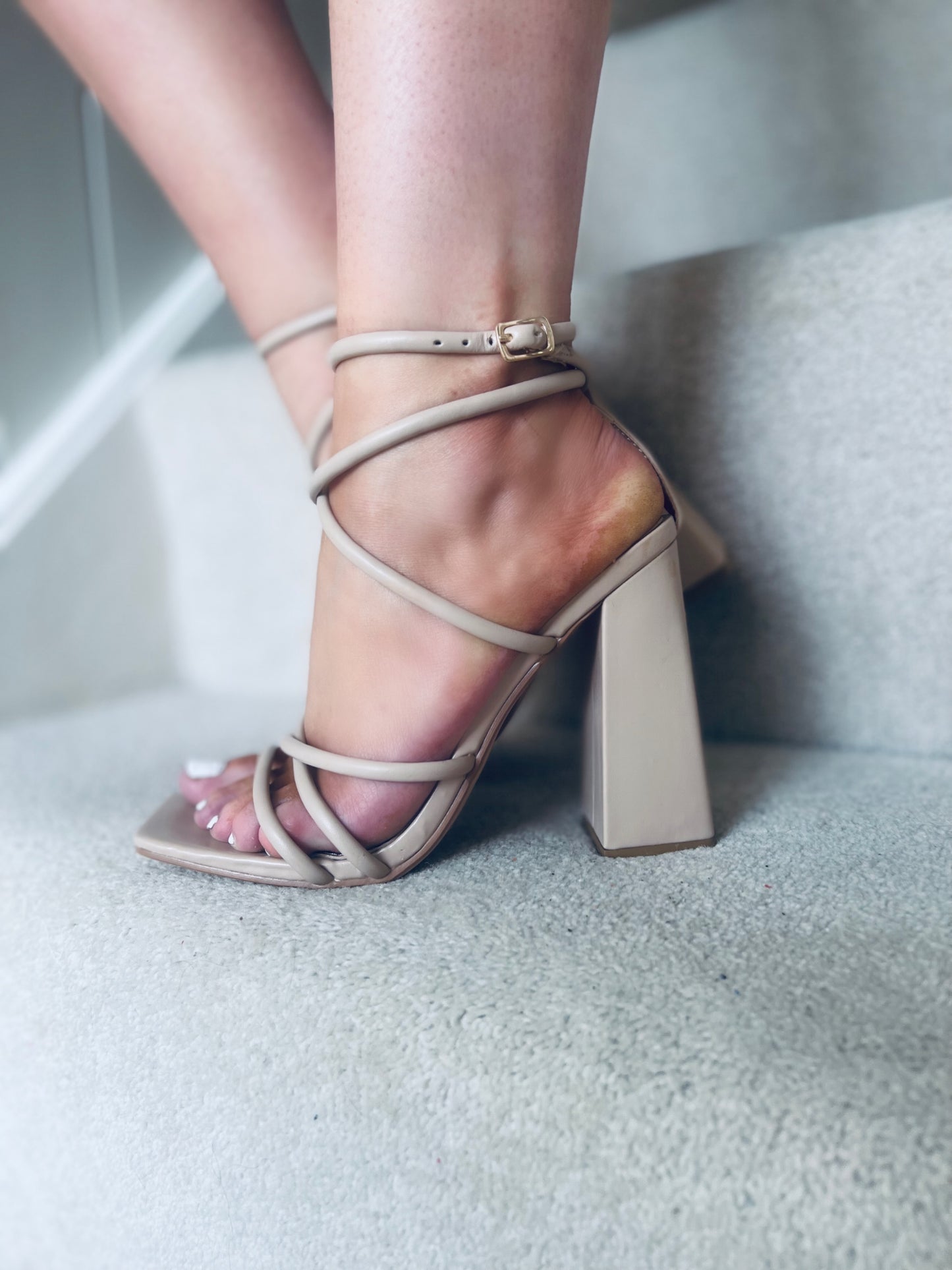 Henry Sandals Nude