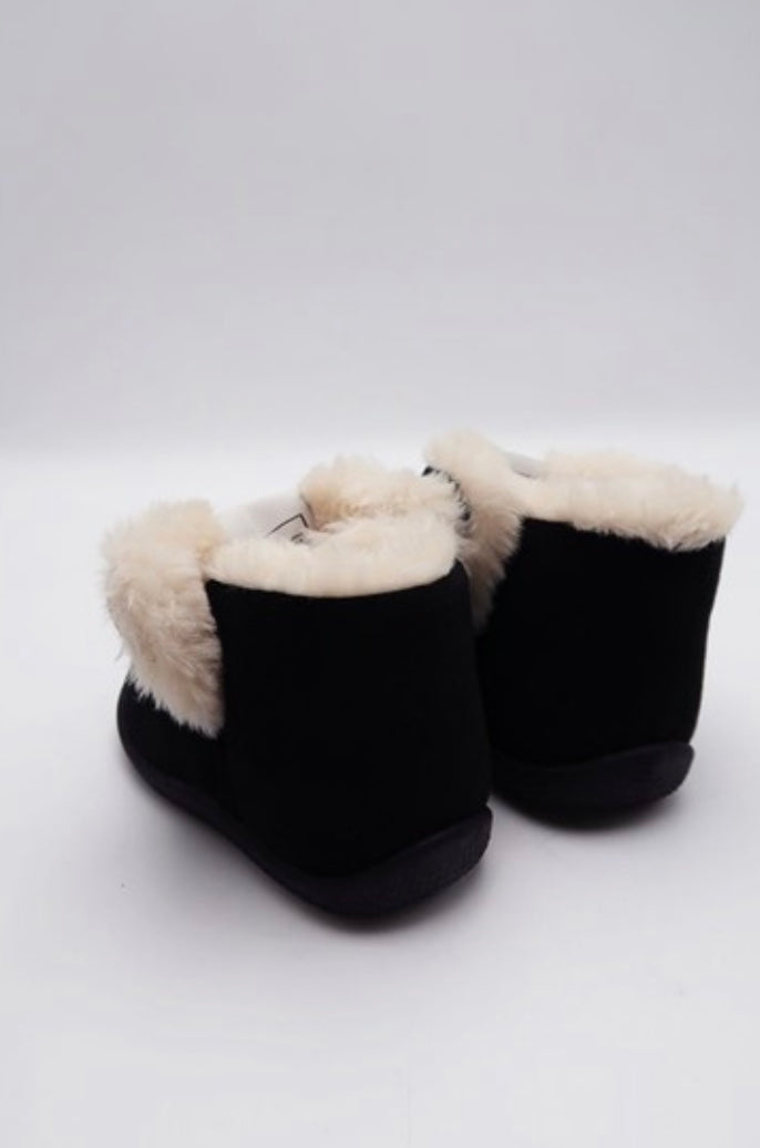 Kids faux fur boots black