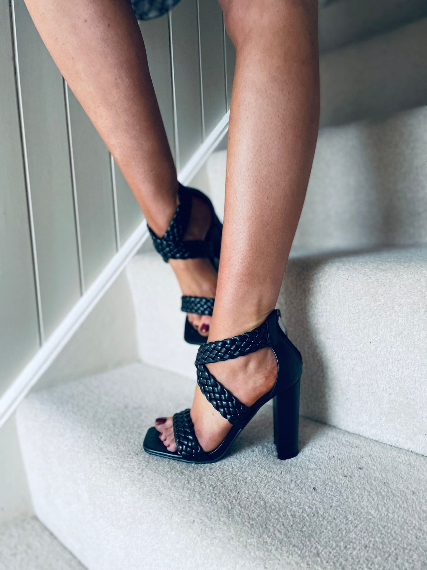 Tio Sandals Black
