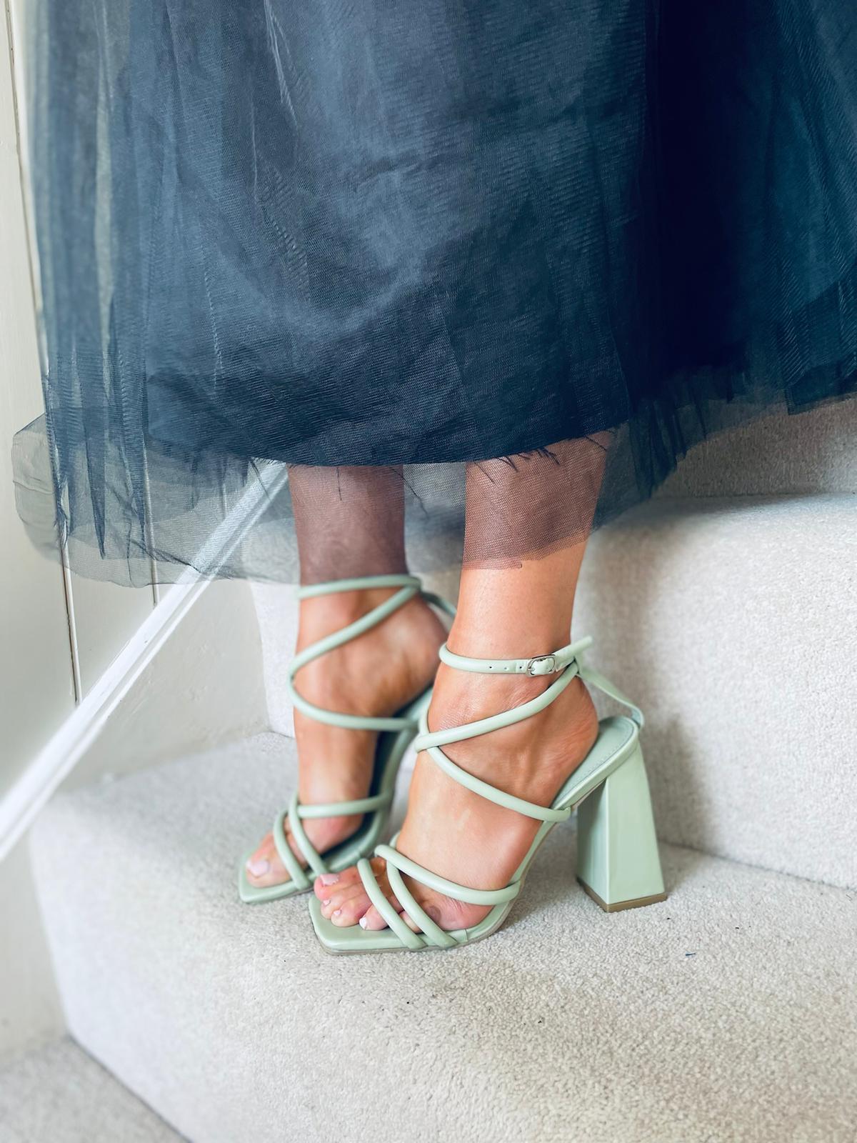 Queen Sandals Green