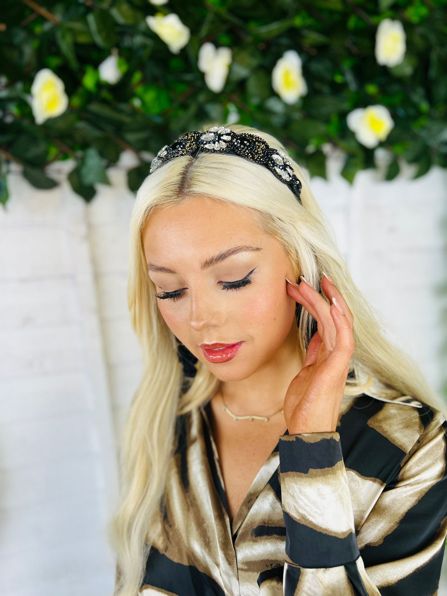 Ray Embellished Hairband Black
