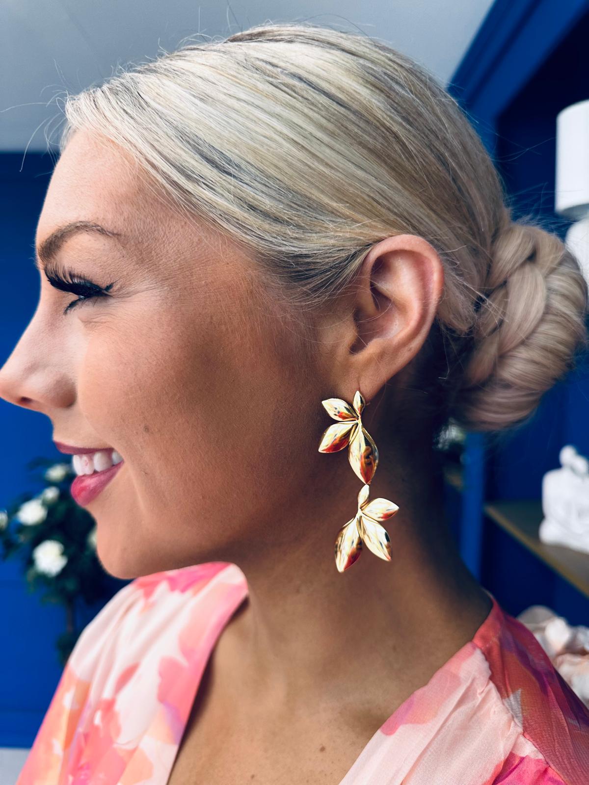 Shirley Drop Earrings Gold