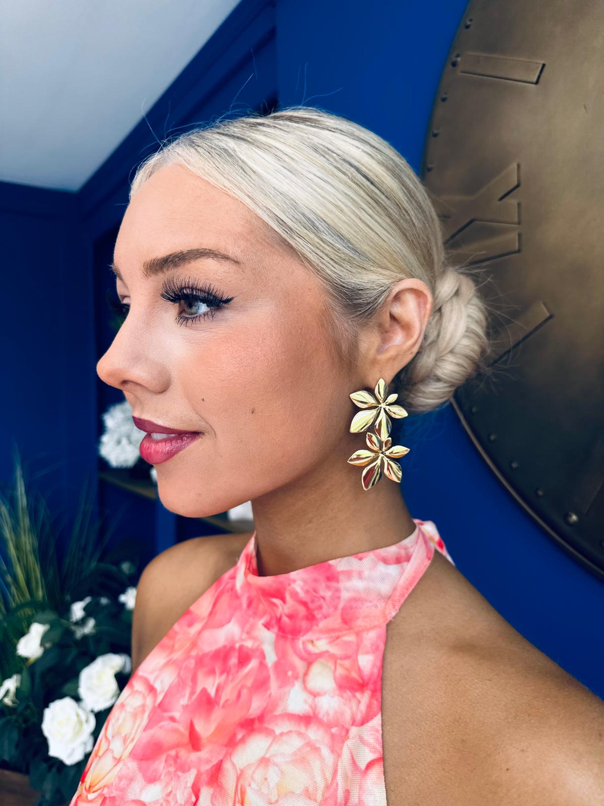 Moya Drop Earrings Gold