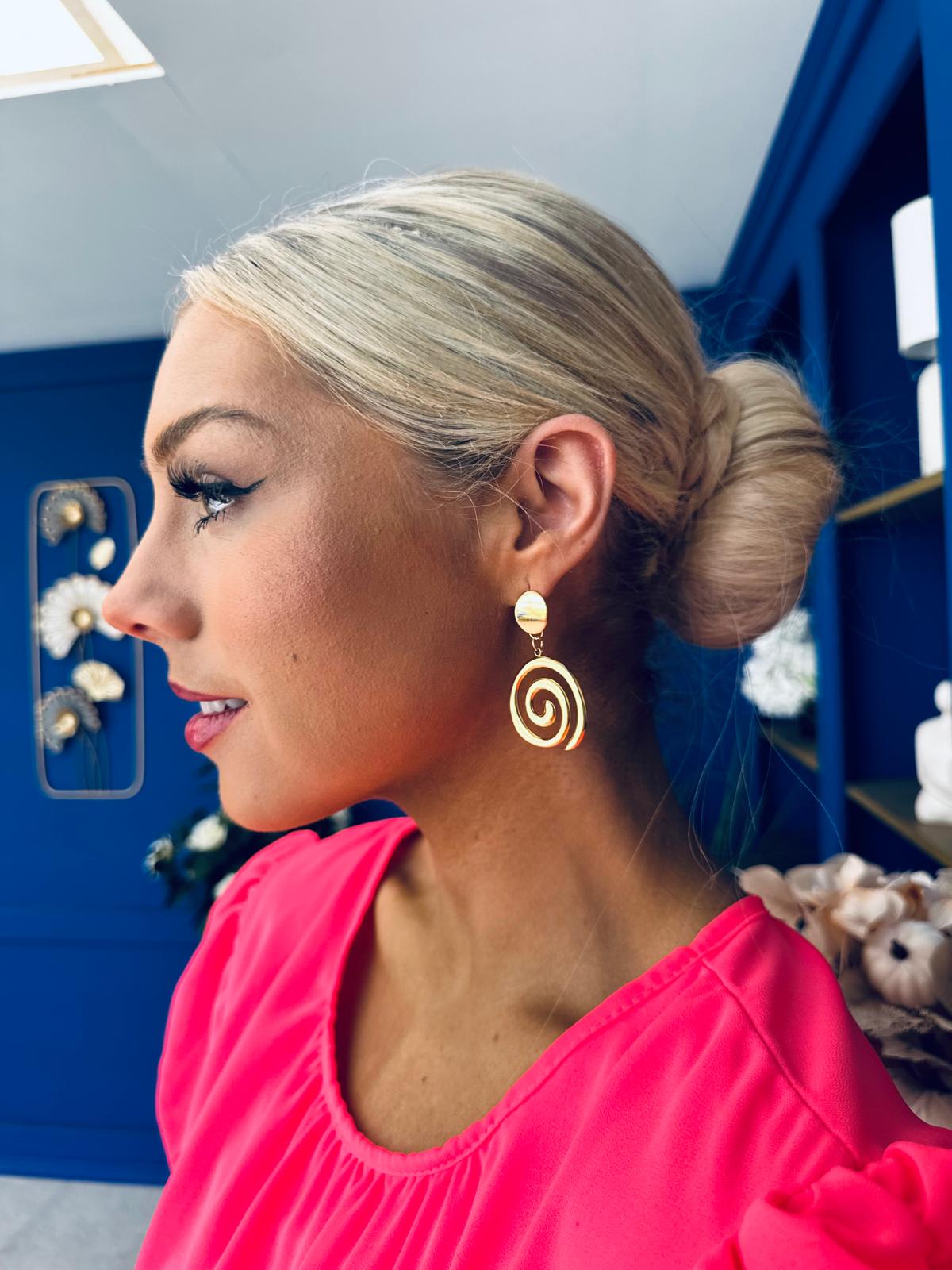 Michelle Drop Earrings Gold