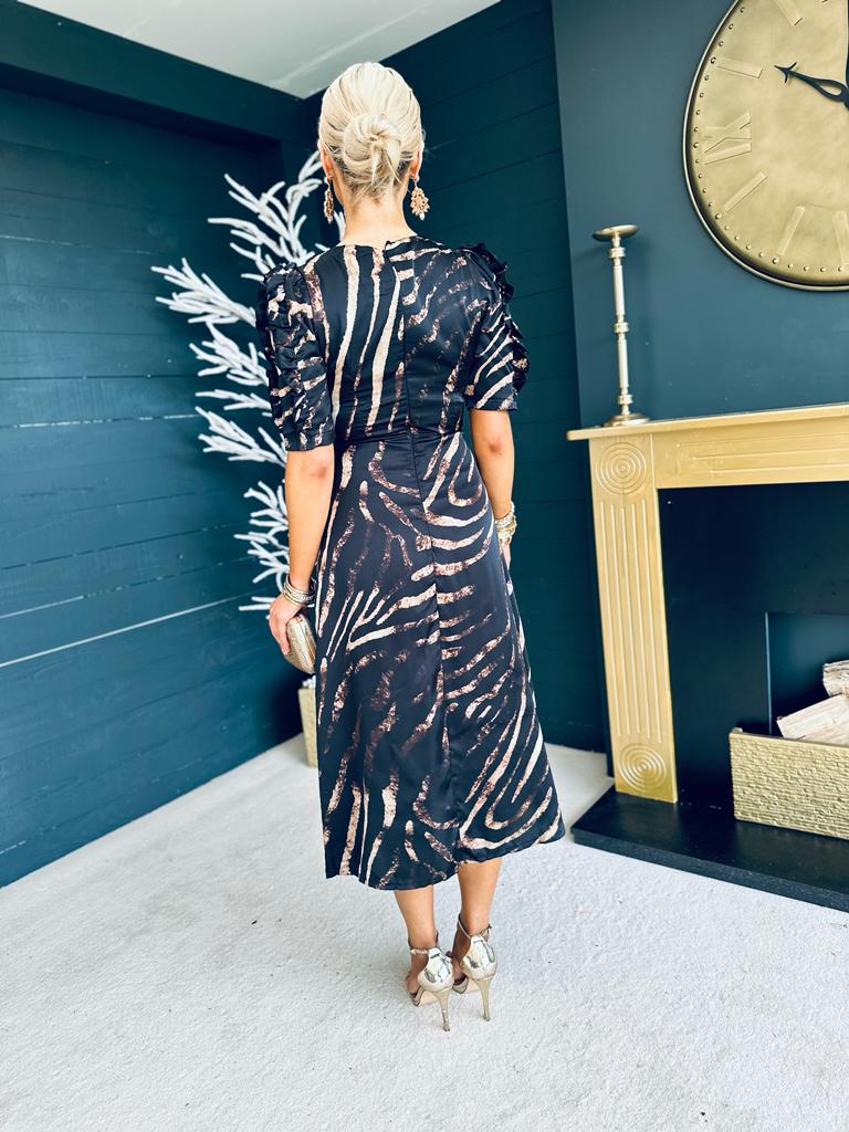 Samira Frill Sleeve Midi Dress Zebra