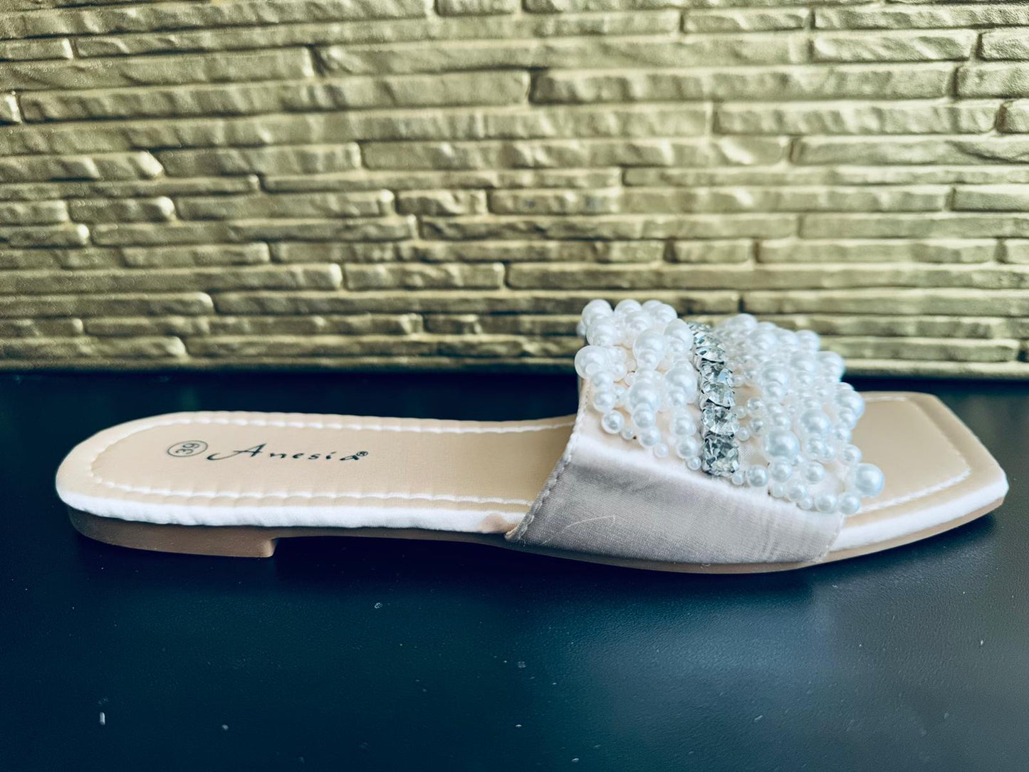 Peter Embellished Sliders Beige