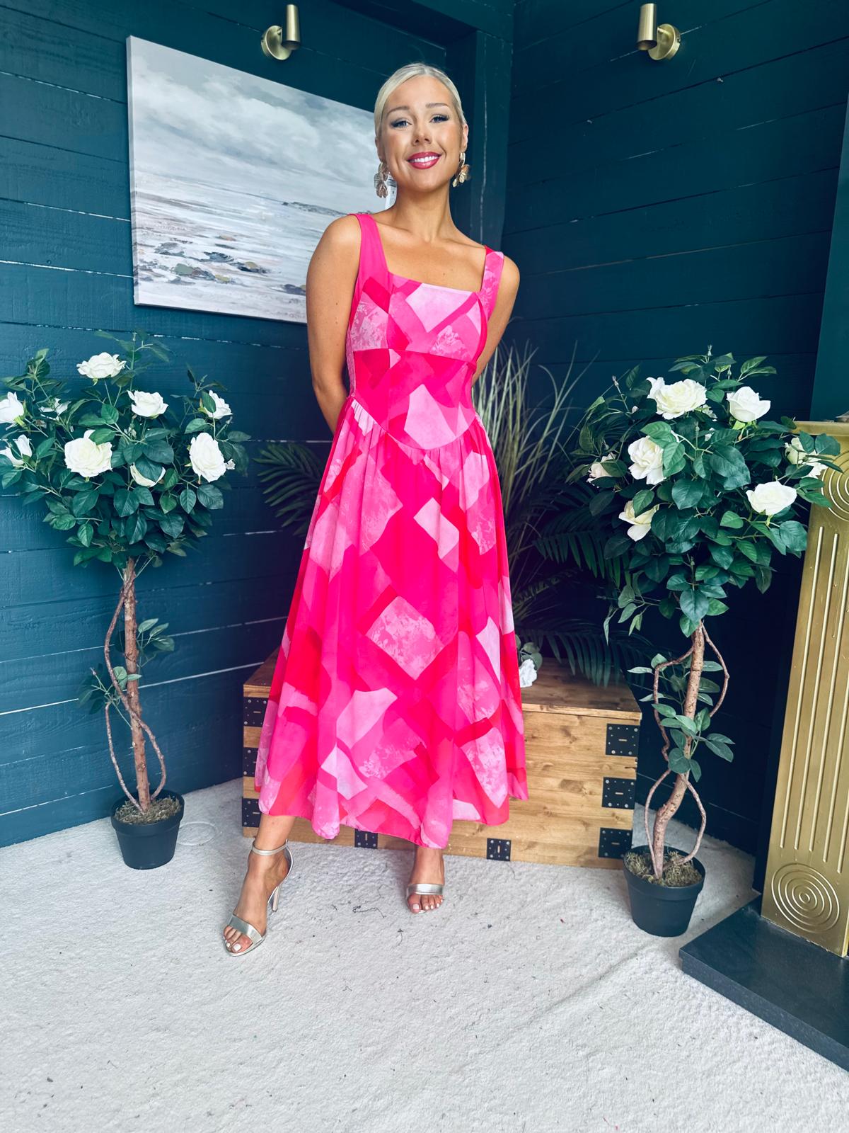 Aideen Detailed Midi Dress Geo Pink