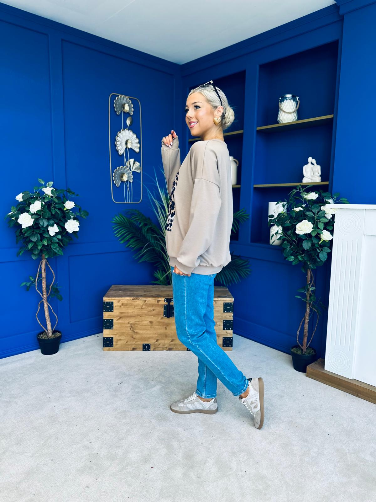 Nessa Detailed Sweatshirt Taupe