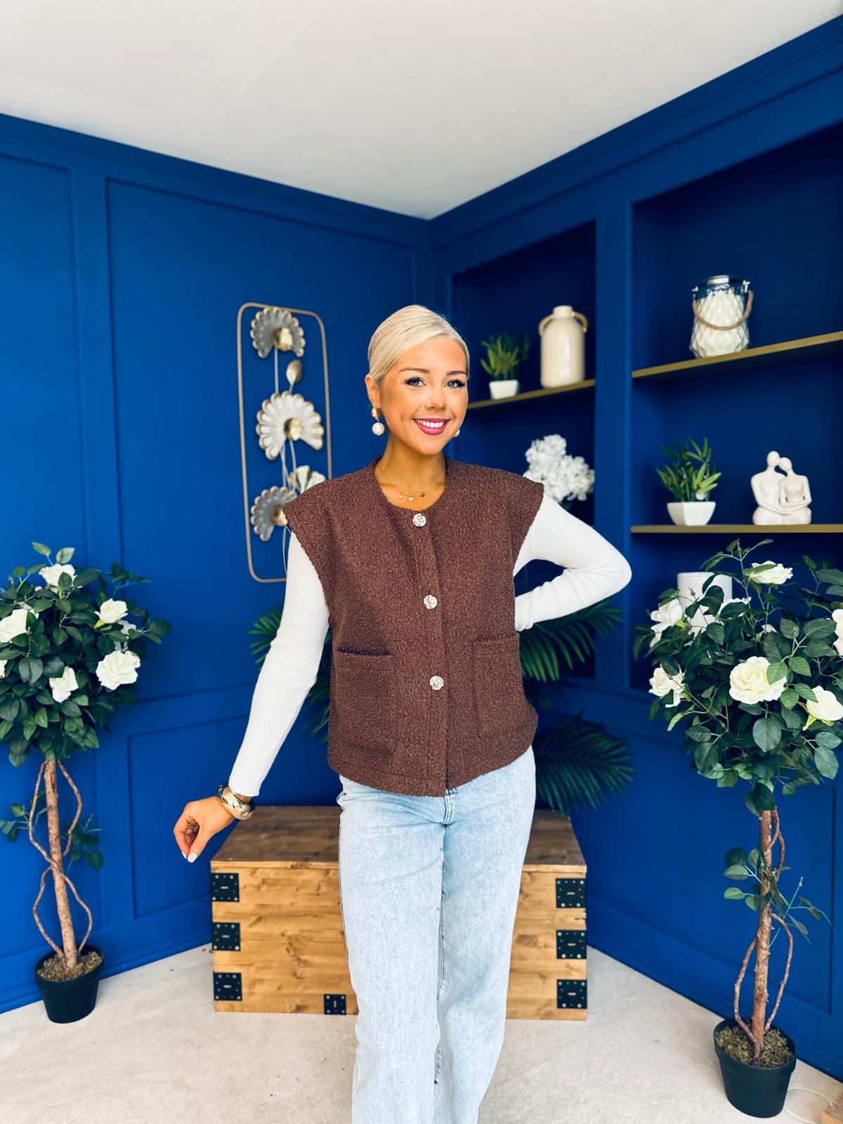 Aislinn Button Detail Gilet Coco