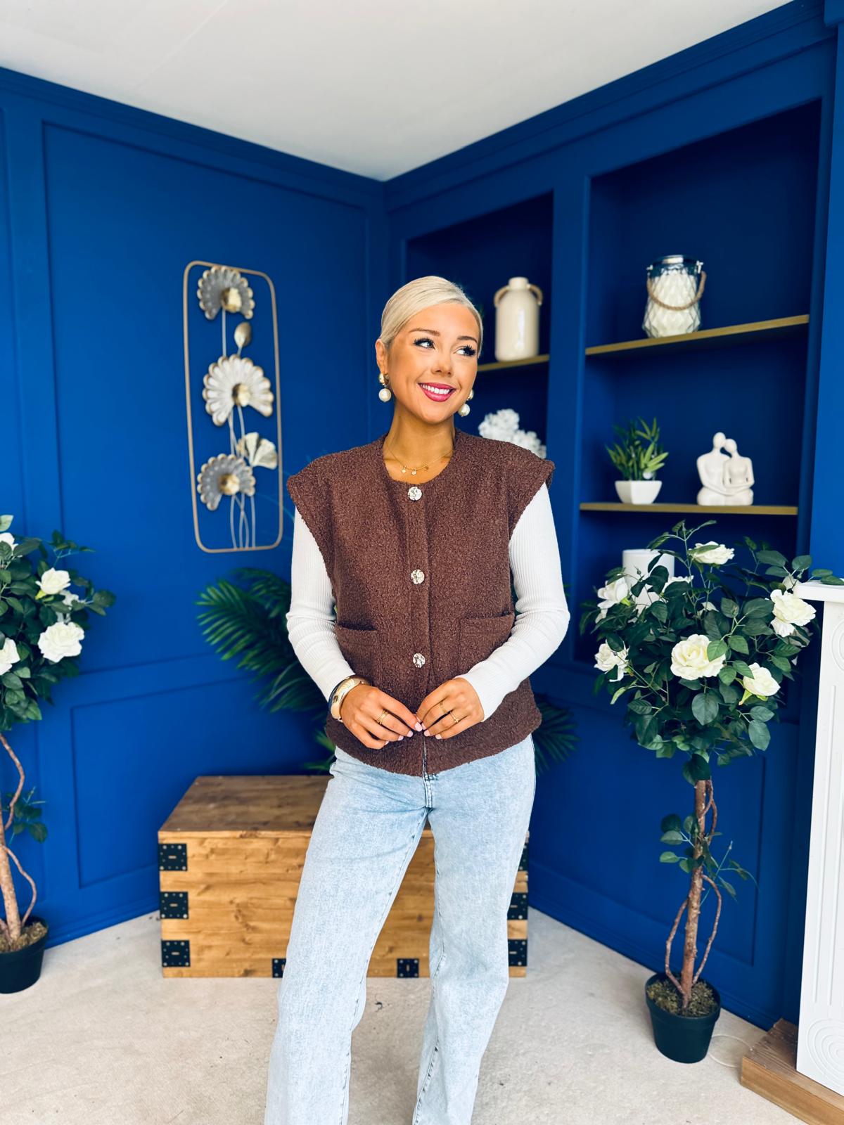 Aislinn Button Detail Gilet Coco