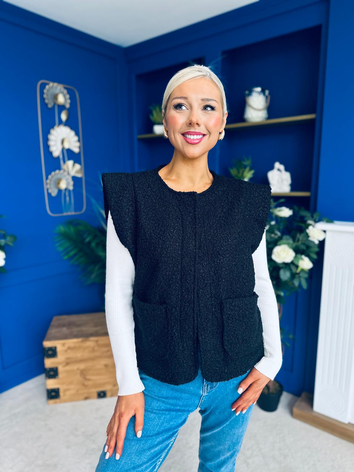 Maeve Detailed Gilet Black