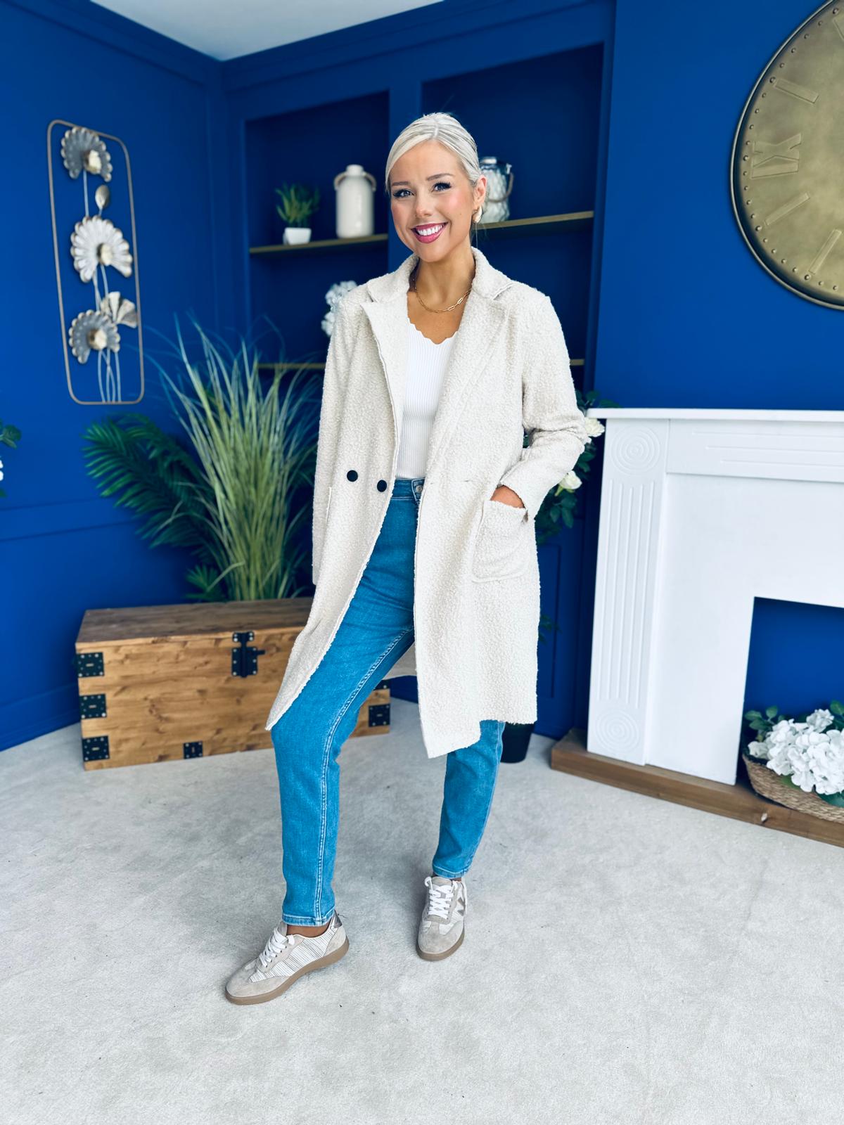 Cassia Detailed Teddy Coat Cream