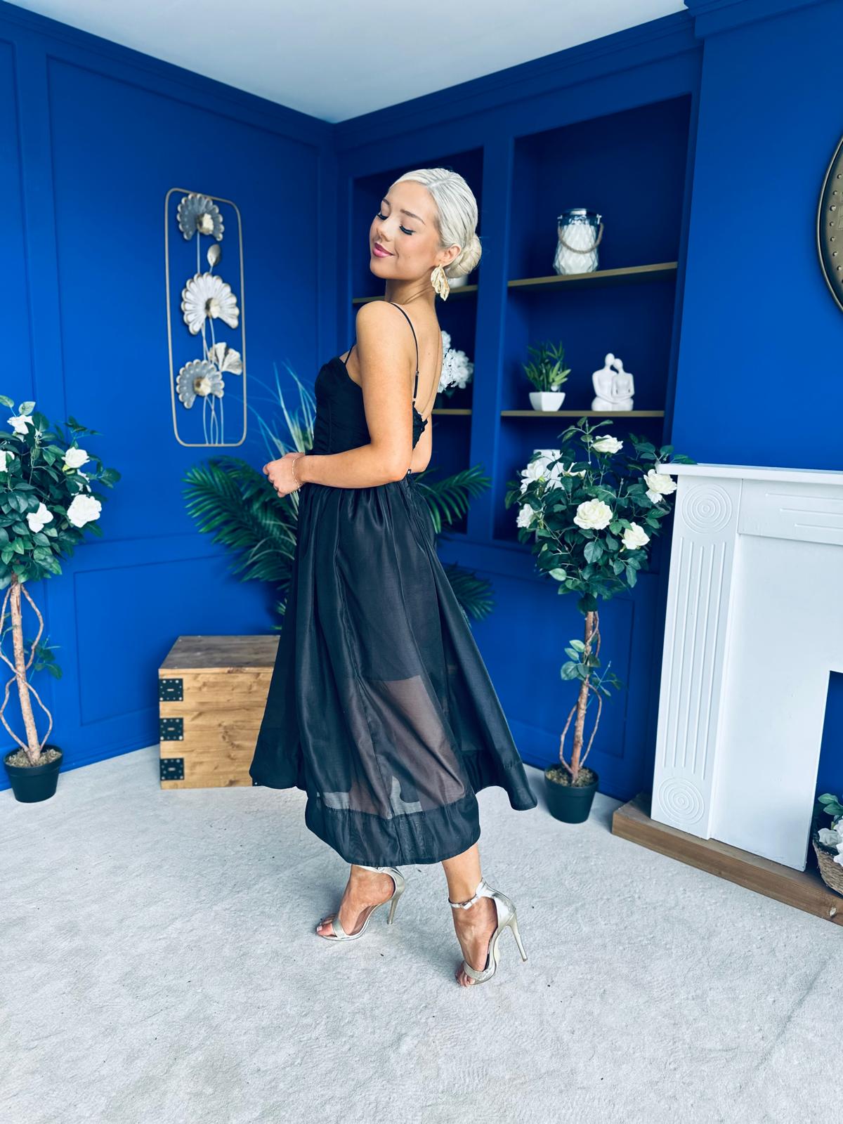 Lira Occasion Midi Dress Black