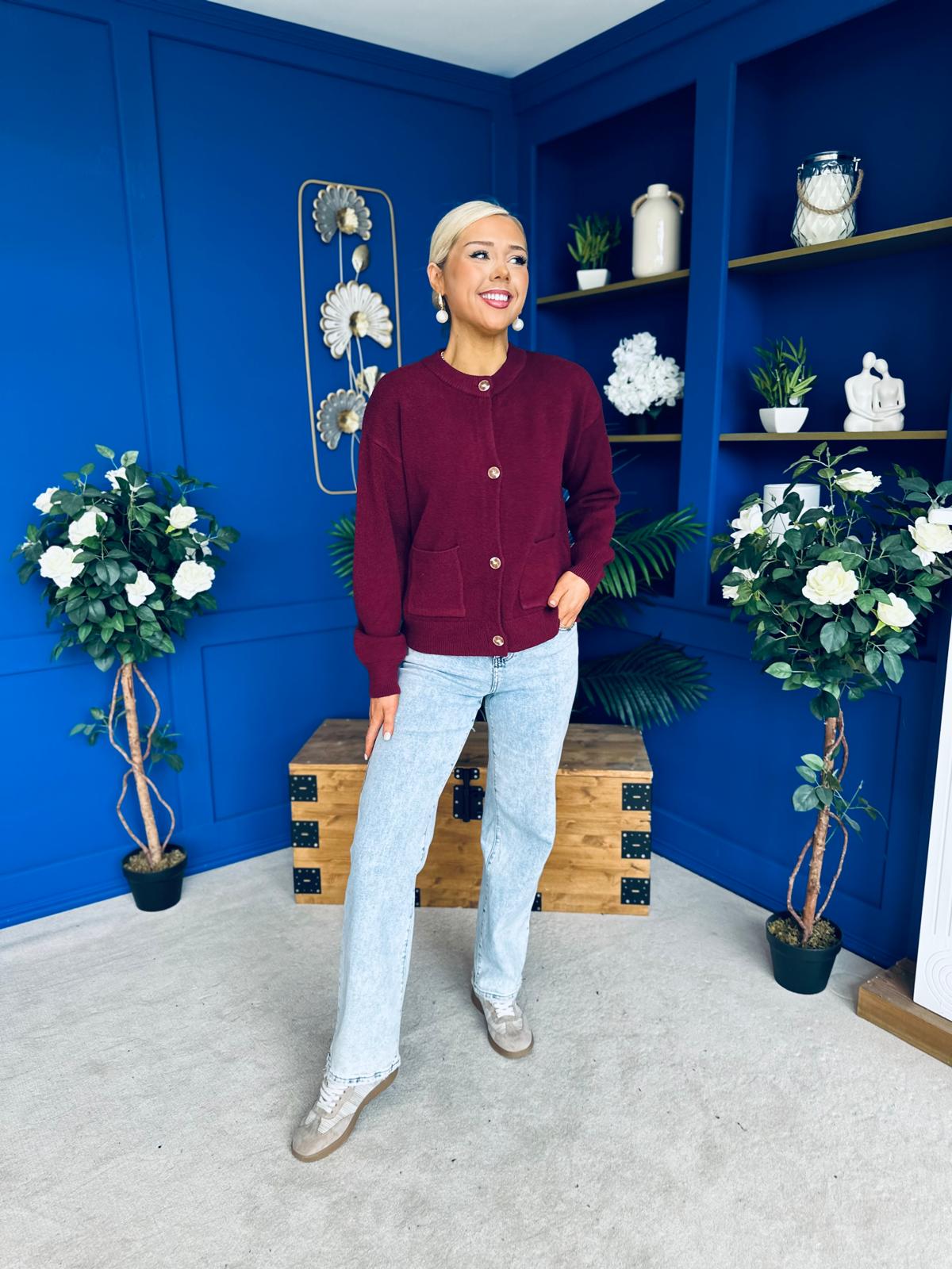 Savi Detailed Cardi Wine