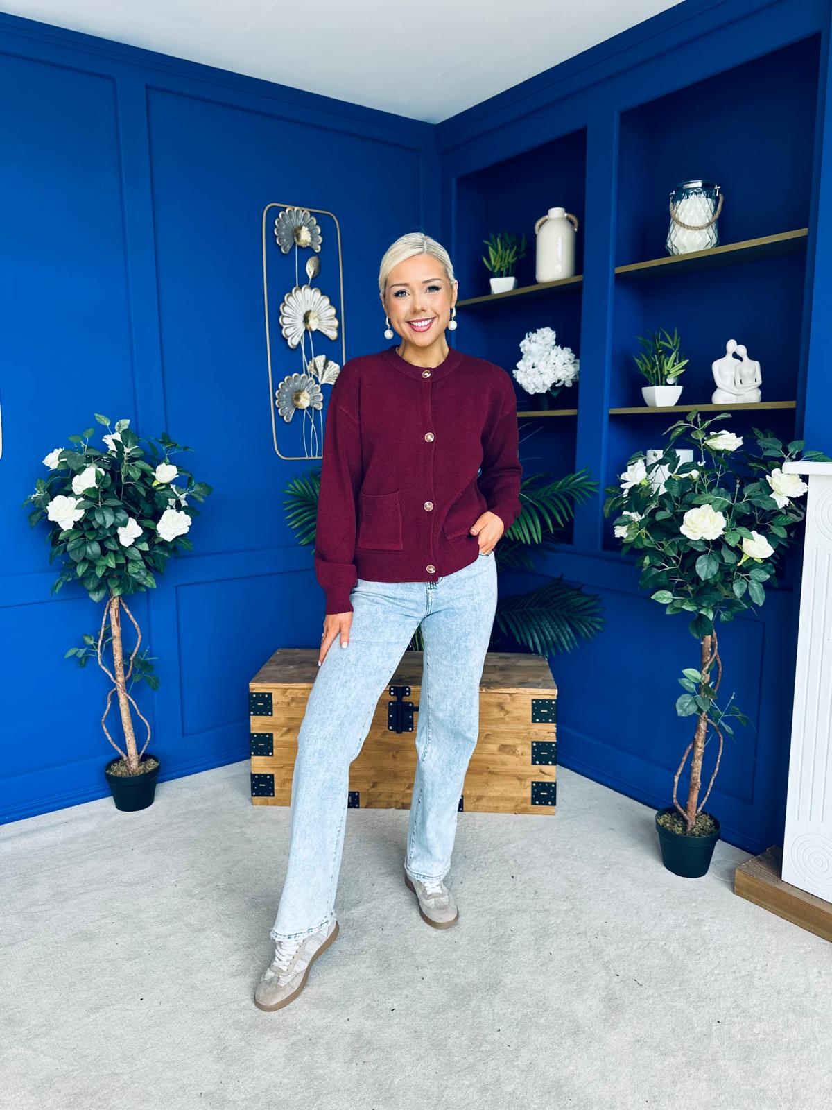 Savi Detailed Cardi Wine