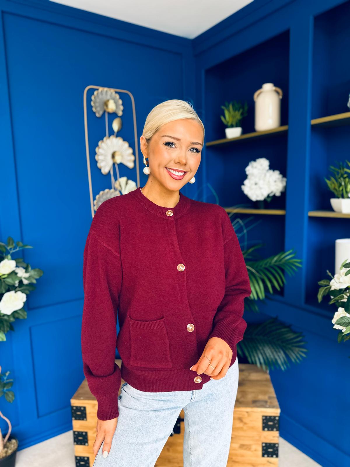 Savi Detailed Cardi Wine