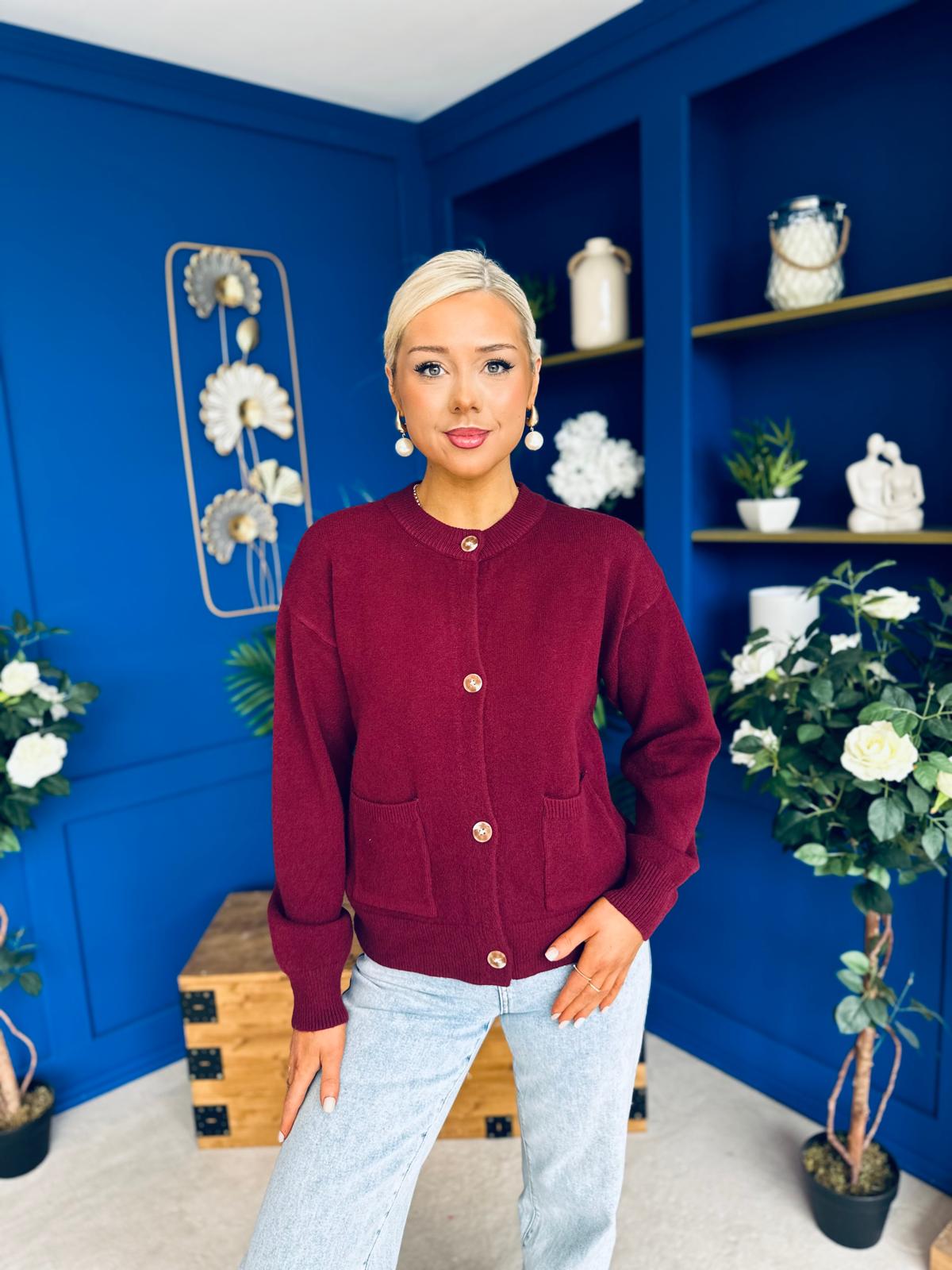 Savi Detailed Cardi Wine