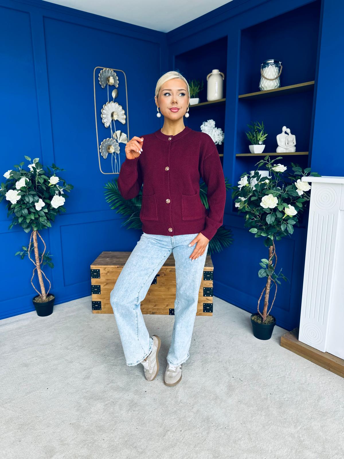 Savi Detailed Cardi Wine