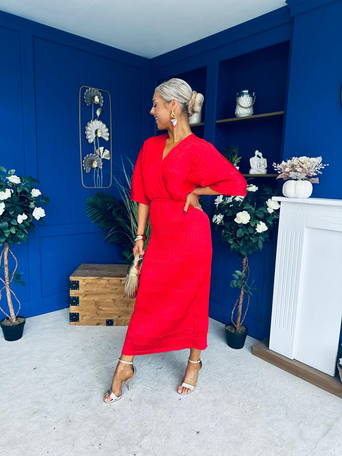 Willow Plisse Detail Midi Dress Red