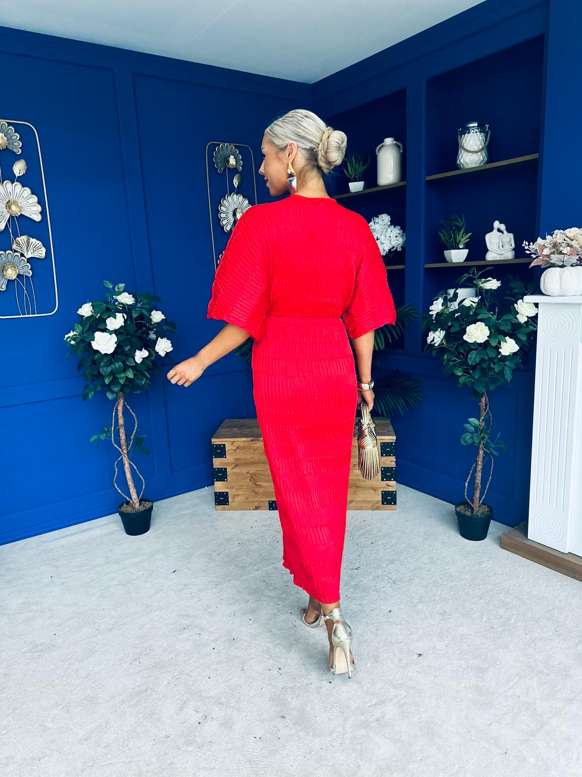 Willow Plisse Detail Midi Dress Red