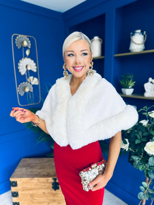 Trasa Faux Fur Shawl Cream