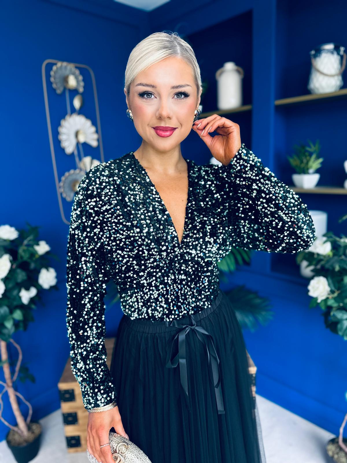 Stefy Detailed Sequin Top Green