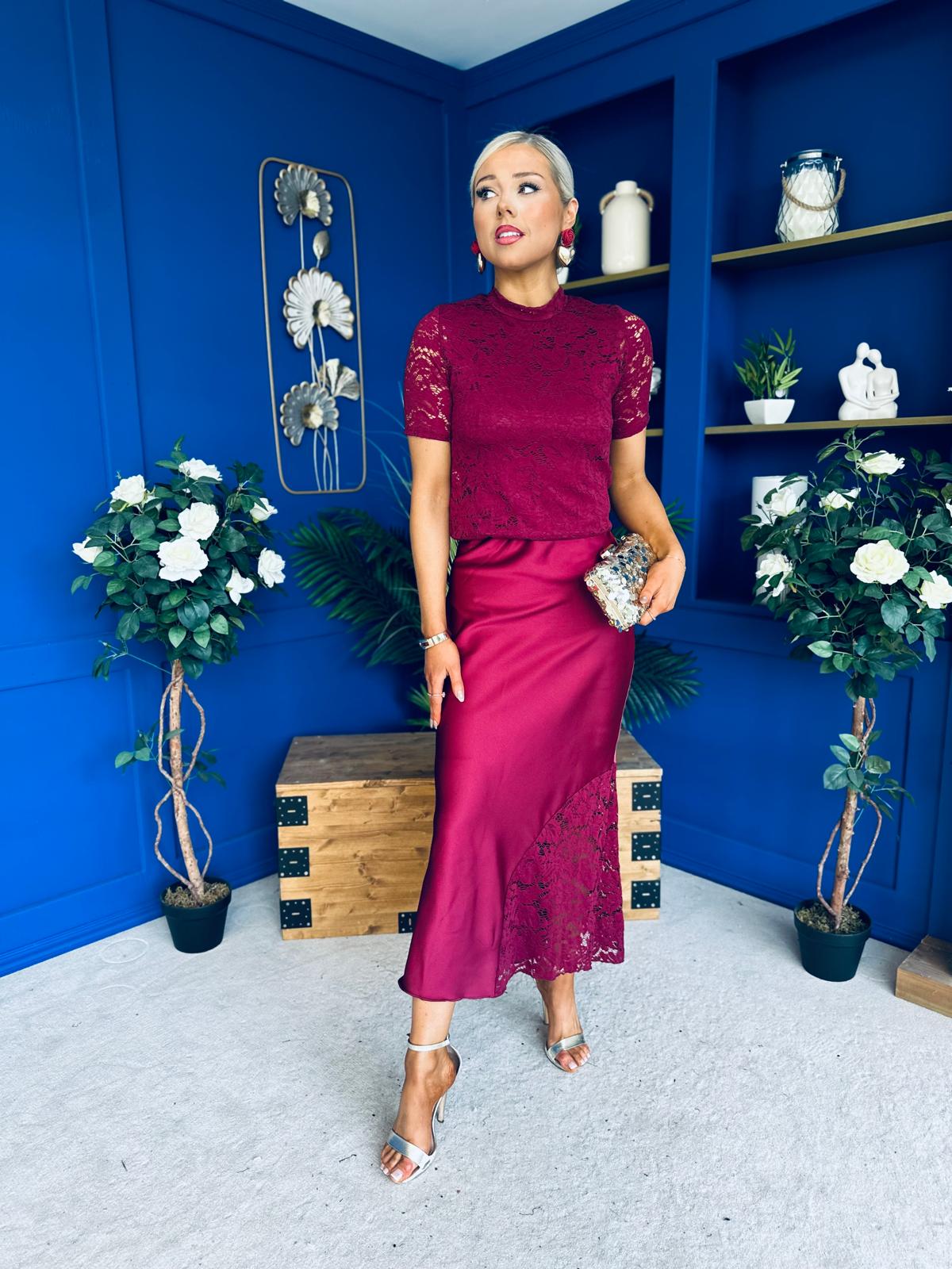 Hollie Detail Top & Satin Skirt Set Wine