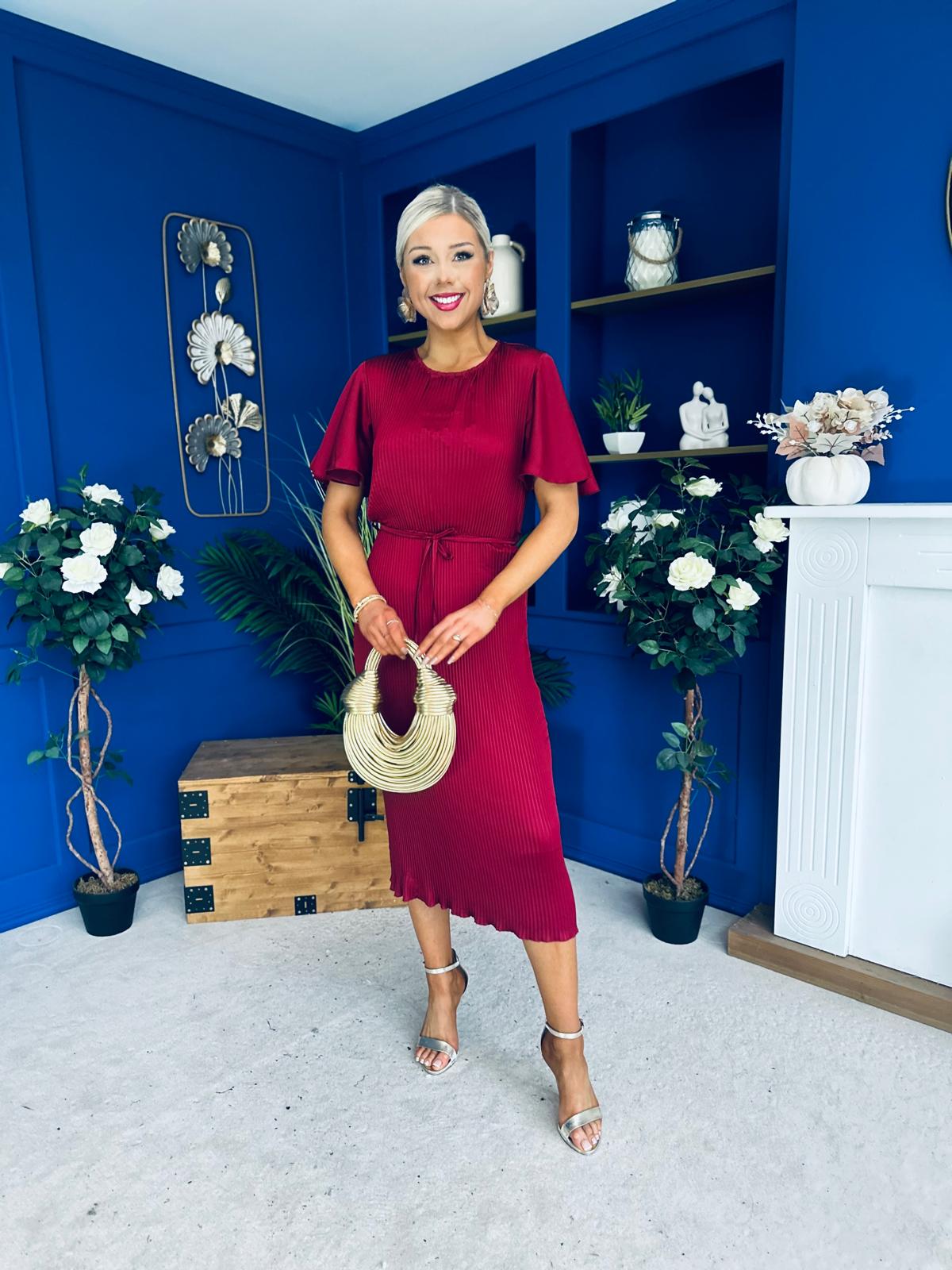 Sadie Plisse Detail Midi Dress Wine